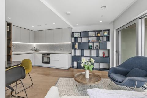 2 bedroom apartment to rent, Upper Riverside, London SE10