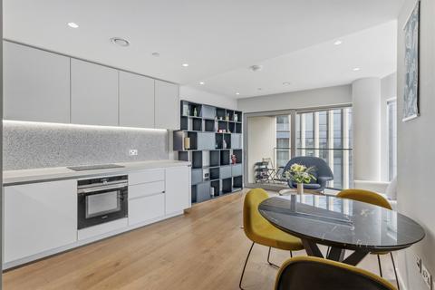 2 bedroom apartment to rent, Upper Riverside, London SE10