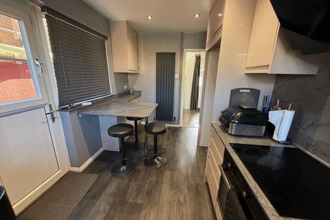 undefined, Luton, LU4