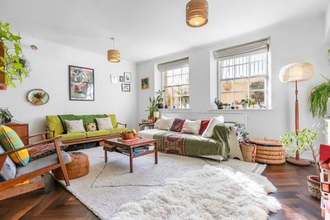 2 bedroom flat for sale, Marine Parade, Brighton, BN2