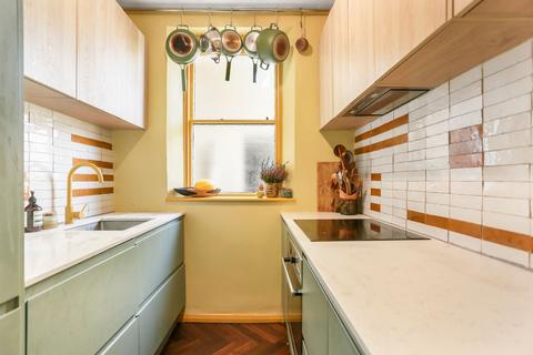 2 bedroom flat for sale, Marine Parade, Brighton, BN2