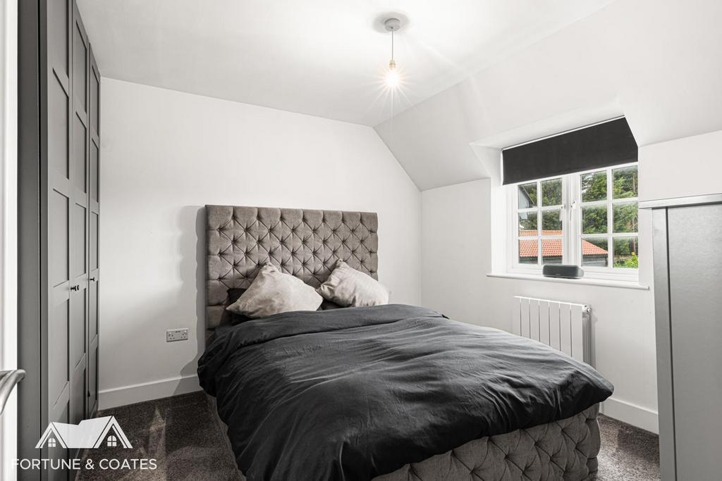 Stonehall Grove 3.jpg
