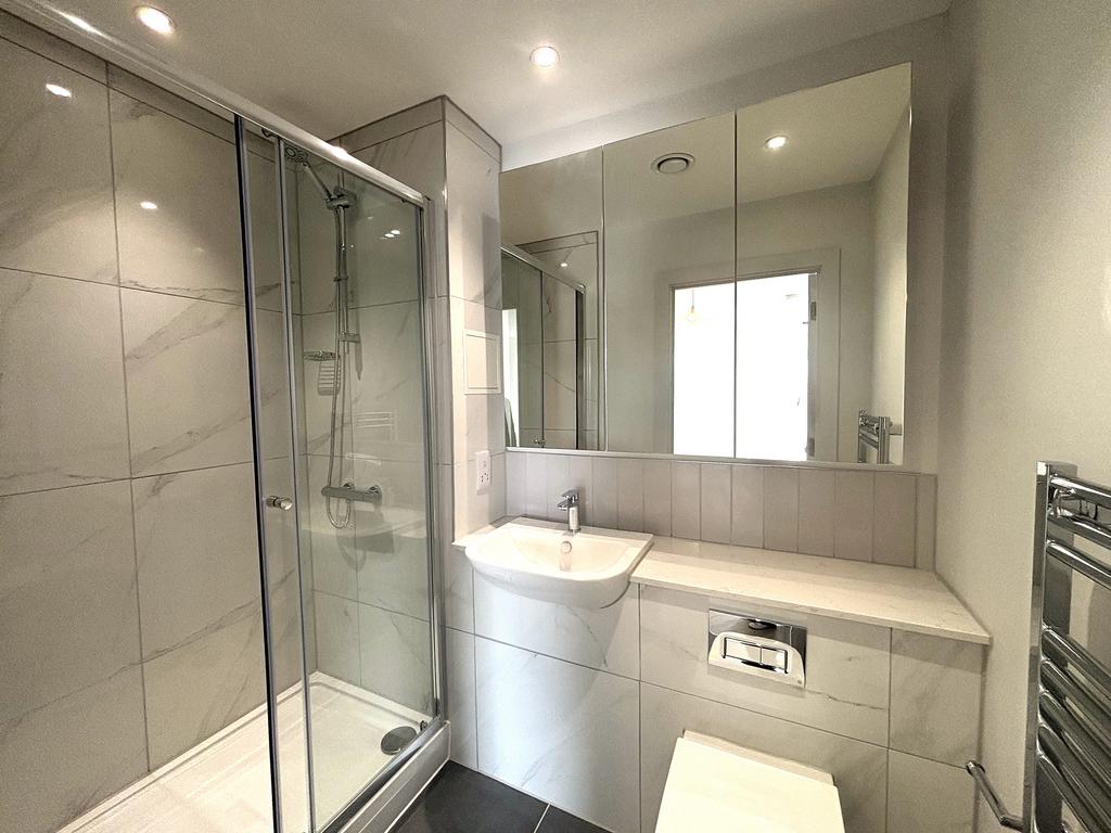 En-suite Bathroom