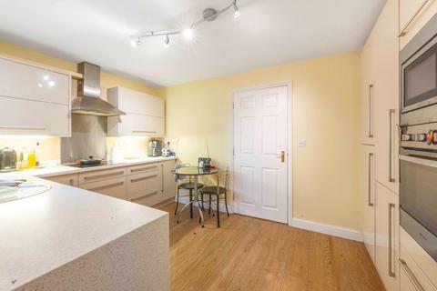 undefined, London Road, Cheltenham GL52