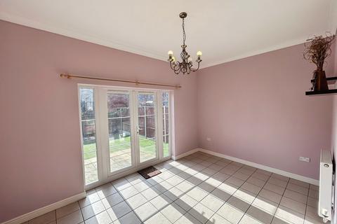 4 bedroom townhouse to rent, Pearl Terrace, Haven Village, Boston, PE21