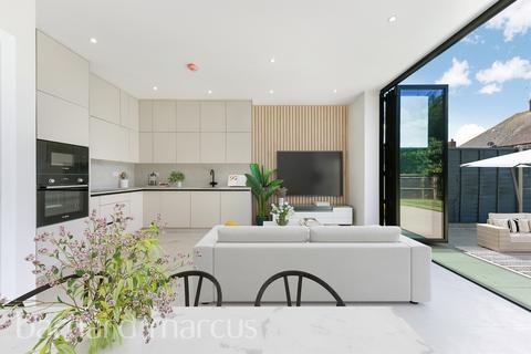 undefined, Hidden Villas, Bedfont Lane, Feltham