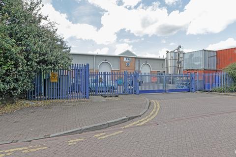 Warehouse to rent, 1F North Cres London E16 4SR