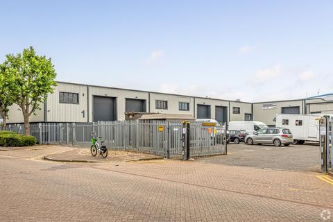 Warehouse to rent, North Cres London E16 4TG