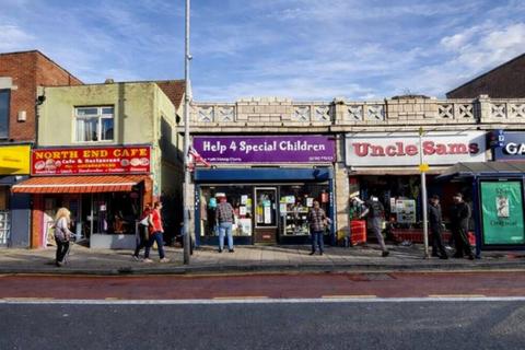 Retail property (high street) to rent, 104 London Rd Portsmouth PO2 0LZ
