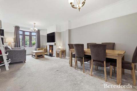 2 bedroom bungalow for sale, Station Road, West Horndon, CM13