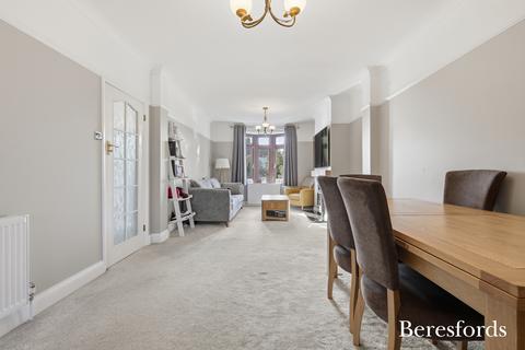 2 bedroom bungalow for sale, Station Road, West Horndon, CM13