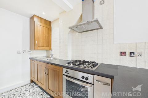undefined, Victorian Court, Victorian Crescent