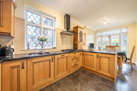 undefined, Kenwood Drive, Beckenham, BR3