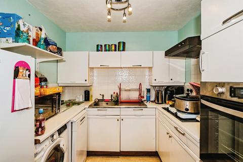 1 bedroom flat for sale, Broadwater Street East, Worthing