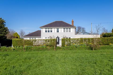 5 bedroom detached house for sale, Ruette De La Foire, Castel, Guernsey