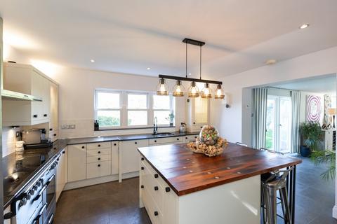 5 bedroom detached house for sale, Ruette De La Foire, Castel, Guernsey