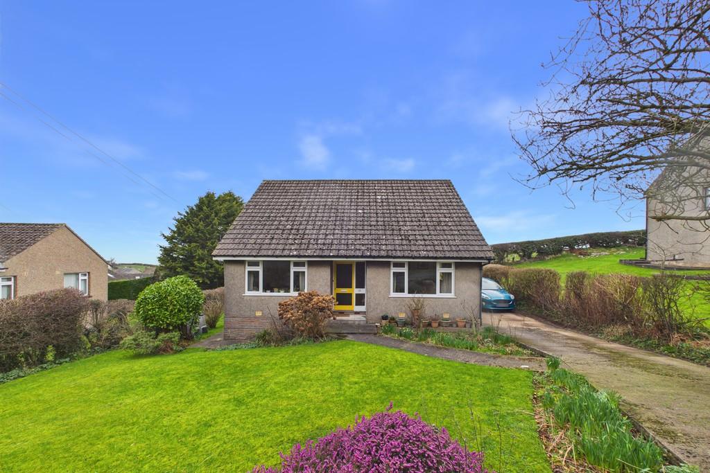 12 Ashmeadow Road