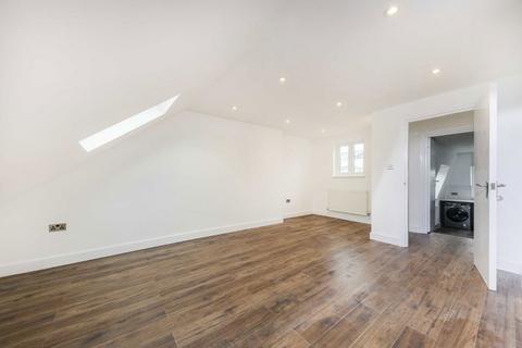 undefined, Pelham Road, London SW19