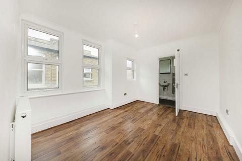 undefined, Pelham Road, London SW19