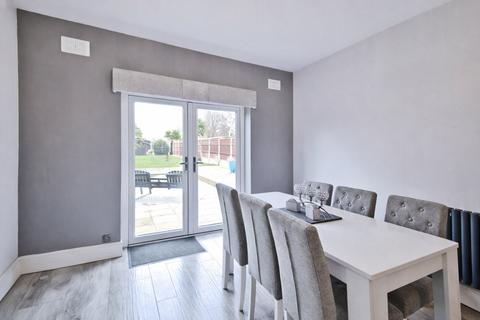 undefined, Richmond Avenue, Southend-on-Sea SS3