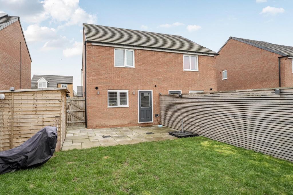 2nd view PROPERTY REAR.jpg