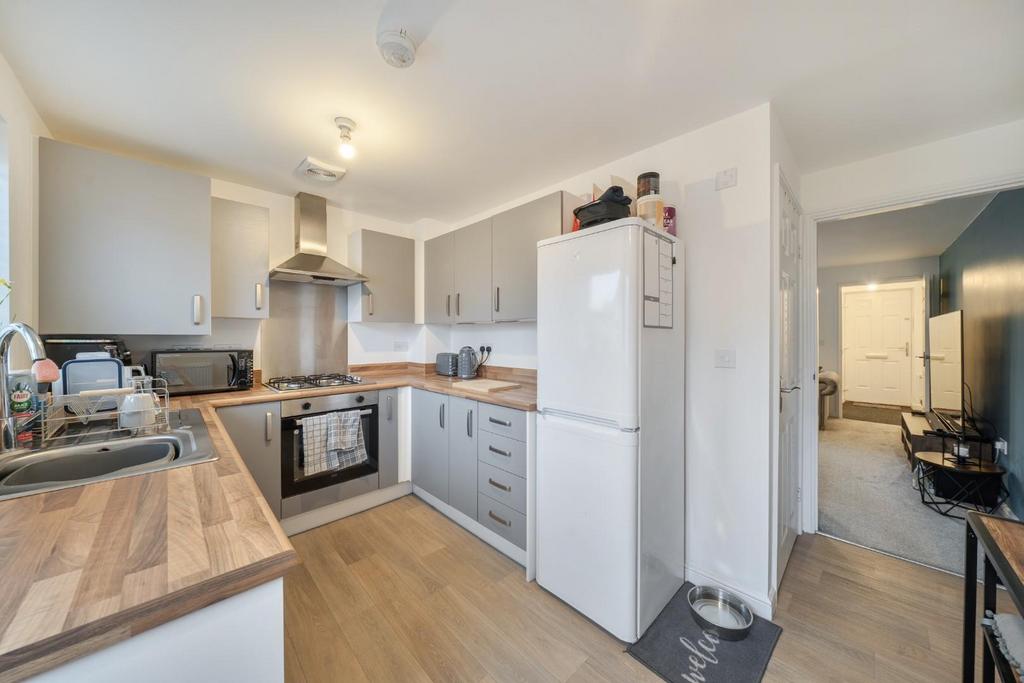 KITCHEN BREAKFAST ROOM.jpg