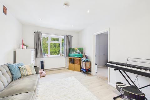 1 bedroom apartment to rent, Bourneside, Addlestone Road, Addlestone, Surrey, KT15