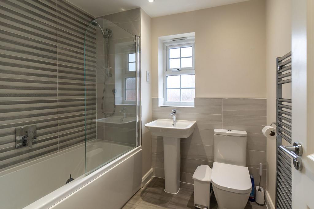 Main Bathroom
