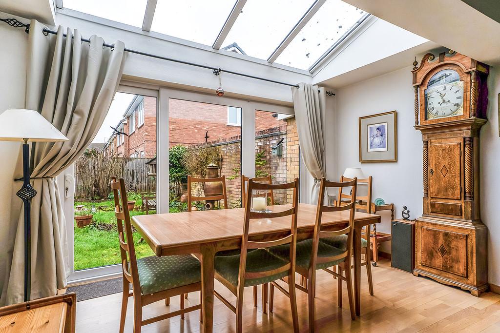 Sitting dining room