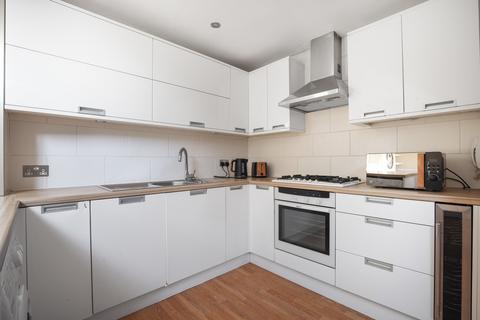 1 bedroom apartment for sale, Kingston Hill
