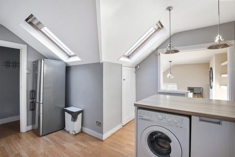 1 bedroom apartment for sale, Kingston Hill