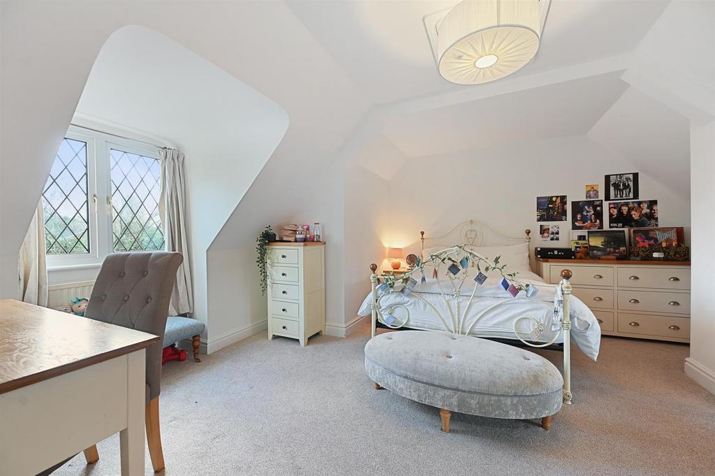 Bedroom 2.jpg