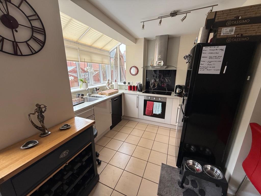 Kitchen 3