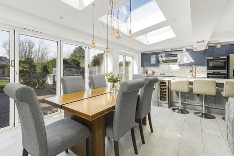 4 bedroom semi-detached house for sale, Somerset Avenue, Chessington KT9