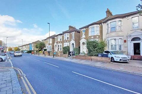 1 bedroom flat for sale, London SE13