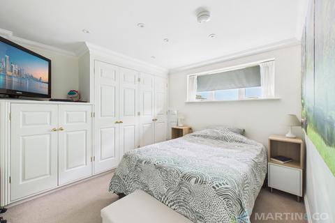 undefined, Carnon Downs