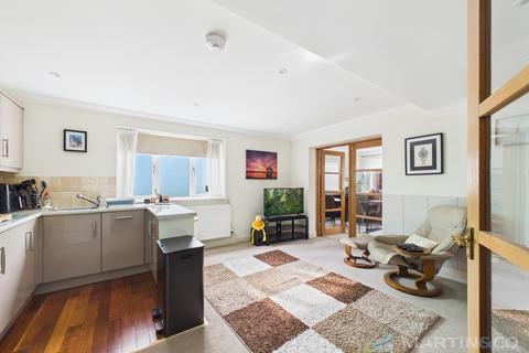 1 bedroom flat to rent, Carnon Downs
