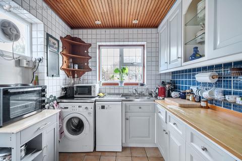 3 bedroom semi-detached house for sale, Grosvenor Avenue, Carshalton