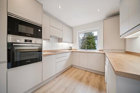 2 bedroom apartment to rent, Bonaly Grove, Edinburgh