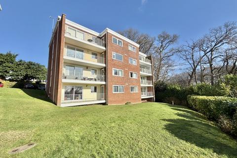 2 bedroom apartment for sale, Wallace Road, Broadstone