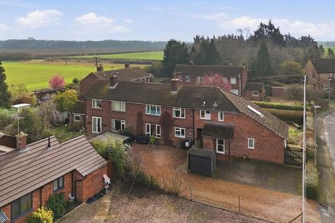 3 bedroom terraced house for sale, Northfields, Cambridge CB25