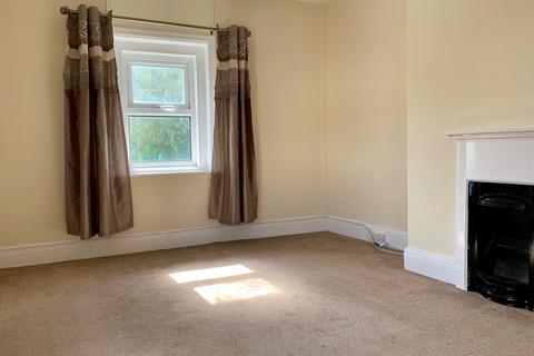 2 bedroom house to rent, Hayes Road, Paignton, TQ4