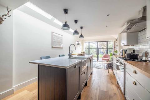 3 bedroom semi-detached house for sale, The Myrke, Datchet SL3