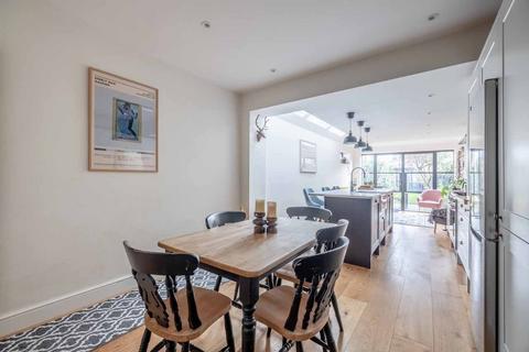 3 bedroom semi-detached house for sale, The Myrke, Datchet SL3