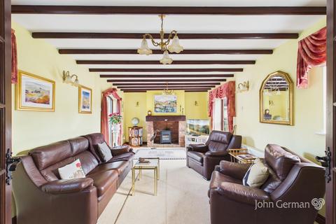 3 bedroom barn conversion for sale, The Woodlands, Tatenhill