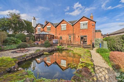 3 bedroom barn conversion for sale, The Woodlands, Tatenhill