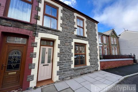 3 bedroom end of terrace house for sale, Miskin Street, Tynewydd, Treherbert, Rhondda Cynon Taff, CF42