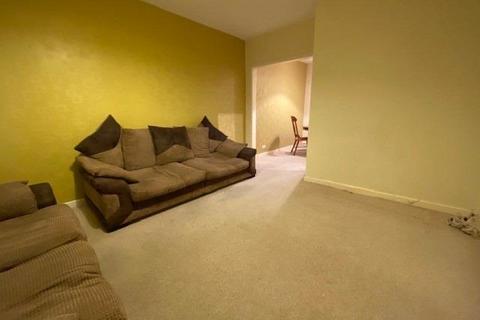 3 bedroom semi-detached house to rent, Bringhurst Road, LEICESTER