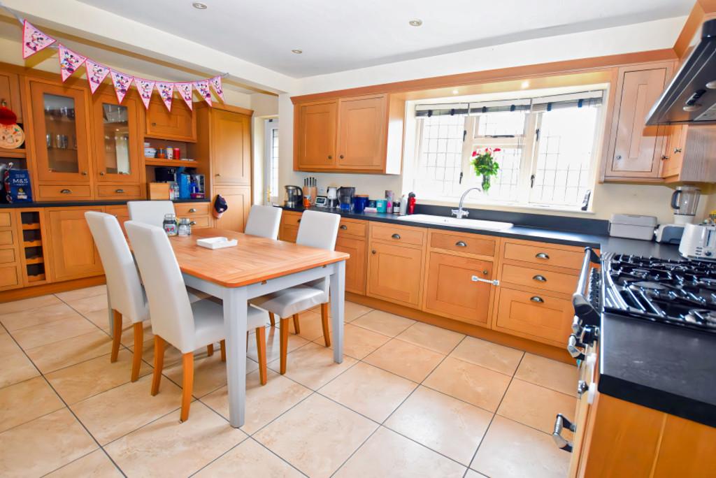 Breakfast Kitchen 1