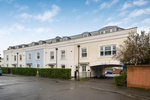 undefined, Warren Road, Reigate